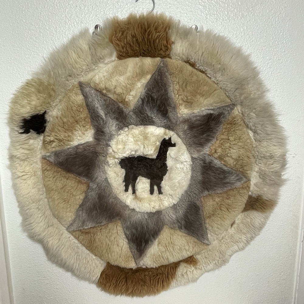 Vintage Peru Alpaca Fur Hide Round Patchwork Rug Wall Hanging Handmade 32"‎